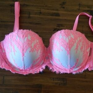Victoria's Secret Intimates & Sleepwear - Brand New Dream Angel Multi Way Bra 36DDD Victoria's Secret Intimates & Sleepwear - Brand New Dream Angel Multi Way Bra 36DDD